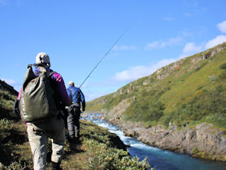 blog-aug-28-2016-10-atlantic-salmon-fishing-sela-river