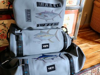 Yeti-bag-artwork-by-Jeff-Currier