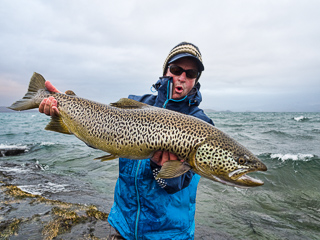 Jeff-Currier-fish-Iceland