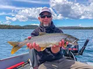 Joe-Wolthuis-lake-trout
